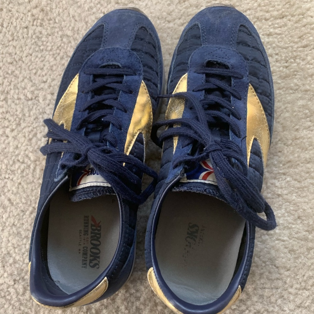 Brooks heritage sneakers.